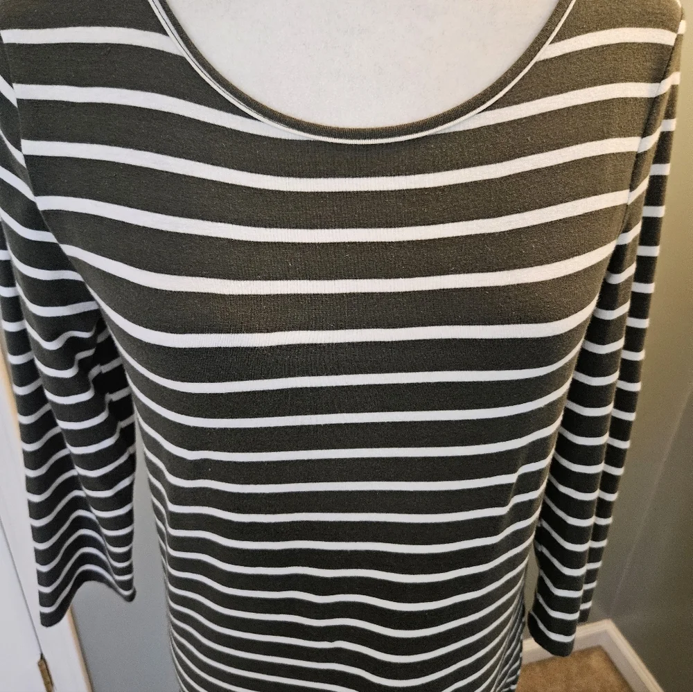 Heart & Hips Women's Size Large L Striped Green and White Maxi Dress